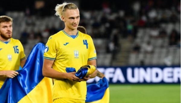 Защитник сборной Украины стал полноценным футболистом европейского клуба
