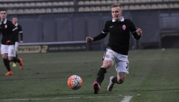 Петряк признан лучшим молодым футболистом Украины в ноябре