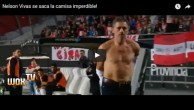 Аргентинский тренер так взбесился после удаления, что сорвал с себя рубашку