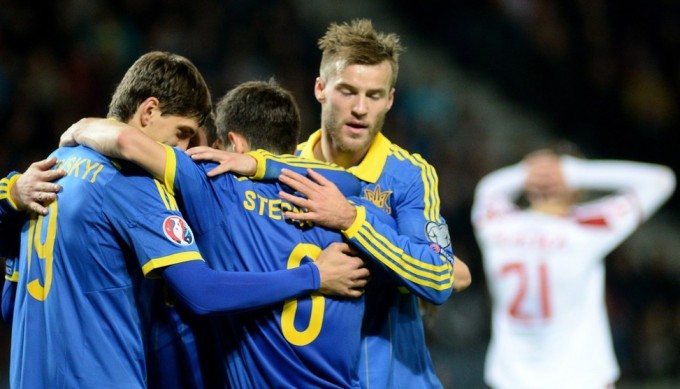 Беларусь – Украина – 0:2. Нервная победа желто-синих