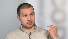 Роберто Моралес.